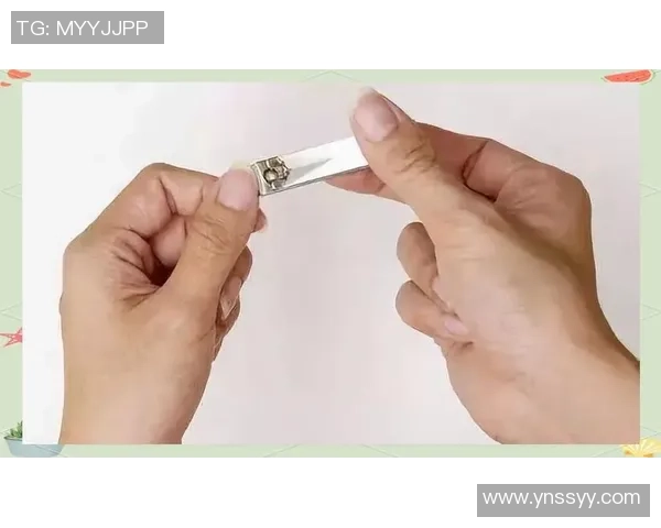 打篮球时不慎戳伤手指的经历与教训分享 打篮球时不慎戳伤手指的经历与教训分享